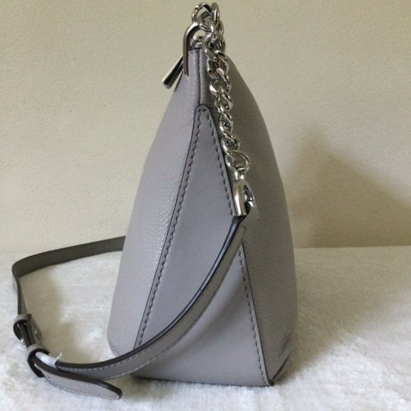 ⛔️SOLD⛔️ MICHAEL KORS Lillie Large Messenger Bag - Picture 2 of 15